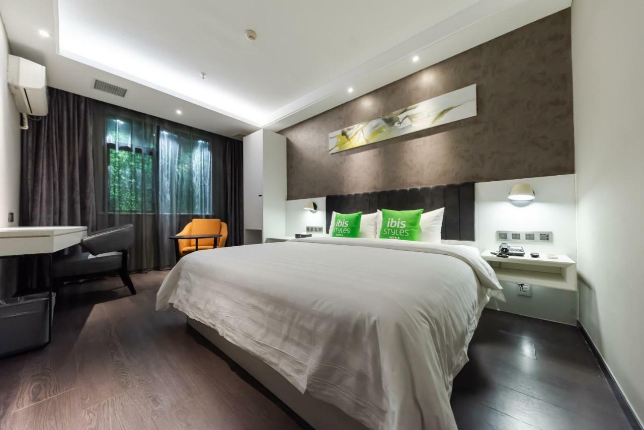 Ibis Styles Suzhou Nanmen Metro Station Hotel Экстерьер фото